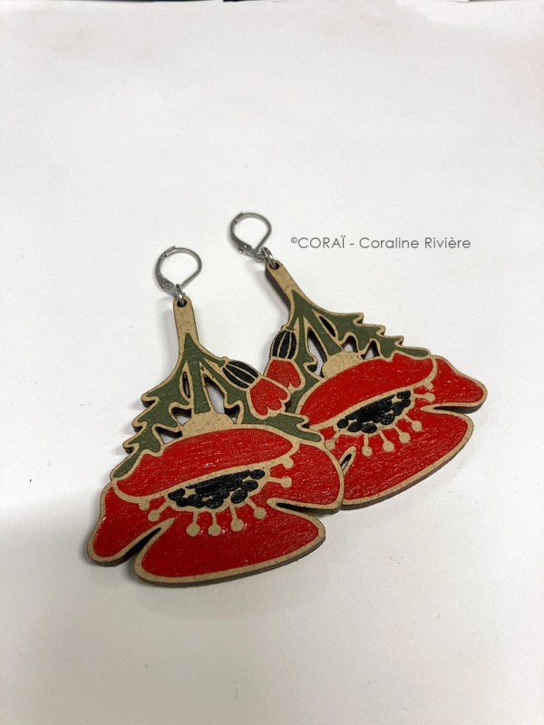 boucles-d-oreilles-en-bois-rouge-coquelicot-2.jpg