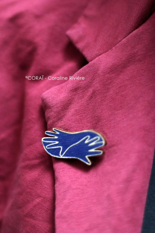 Broche accolade câlin